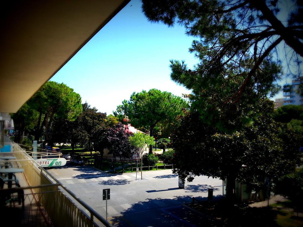 Hotel Zen Lignano Sabbiadoro Phòng bức ảnh
