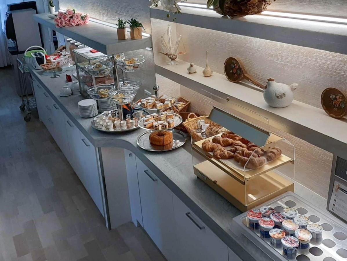 Hotel Zen Lignano Sabbiadoro Ngoại thất bức ảnh