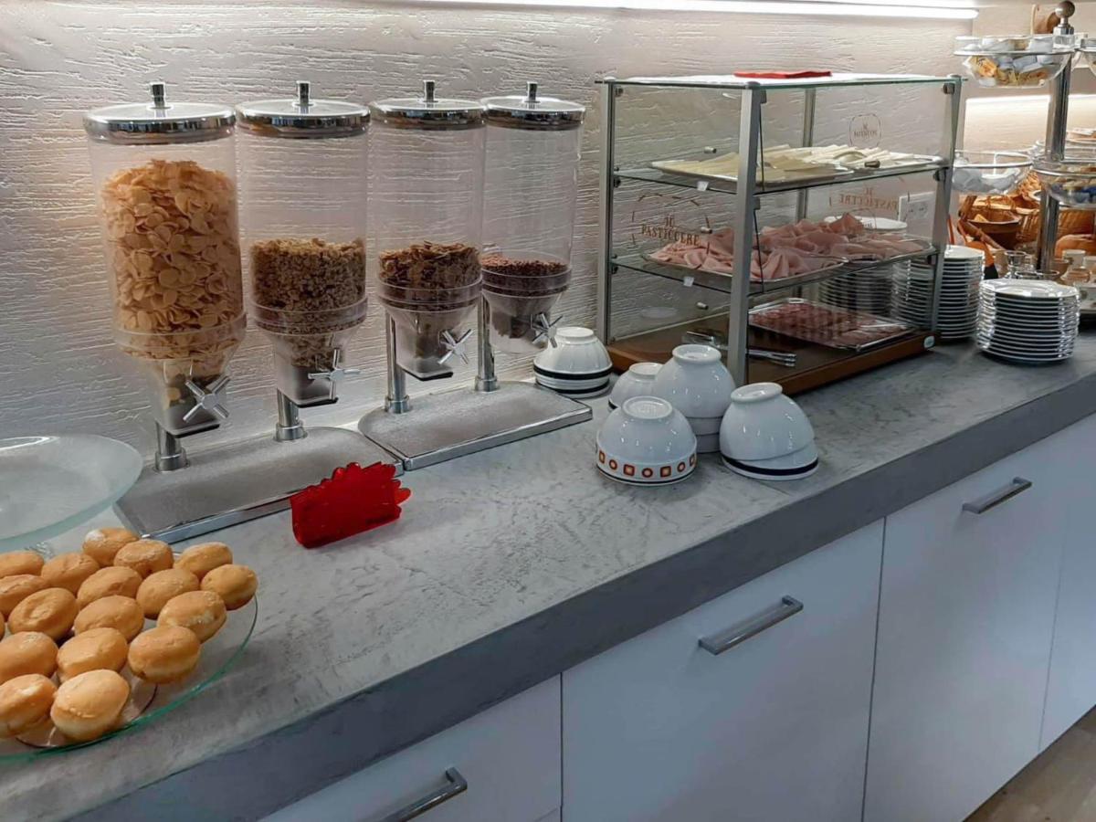 Hotel Zen Lignano Sabbiadoro Ngoại thất bức ảnh