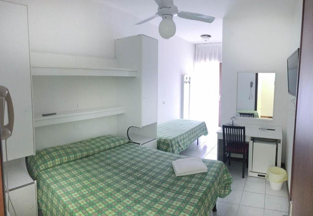 Hotel Zen Lignano Sabbiadoro Ngoại thất bức ảnh