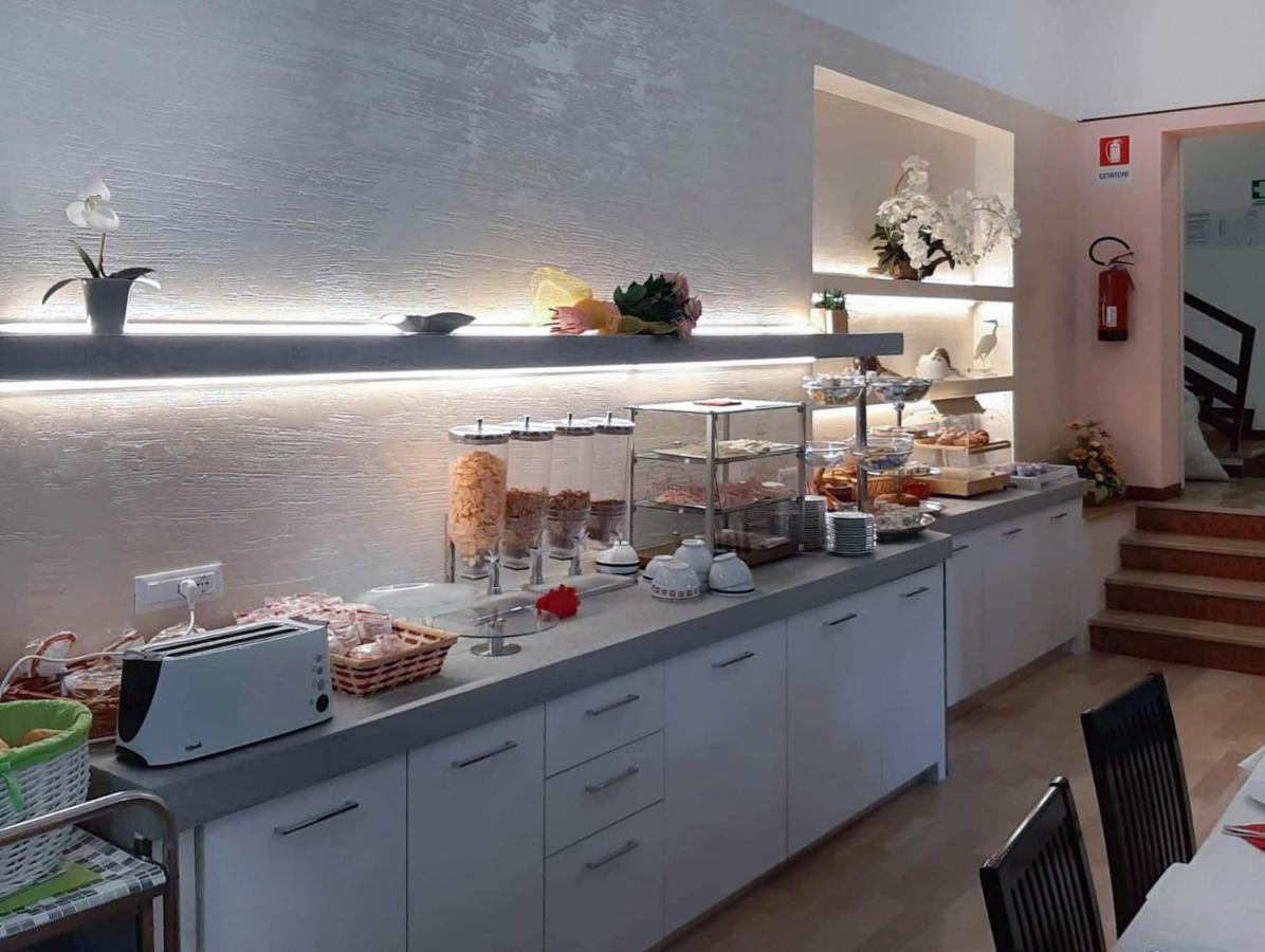 Hotel Zen Lignano Sabbiadoro Ngoại thất bức ảnh
